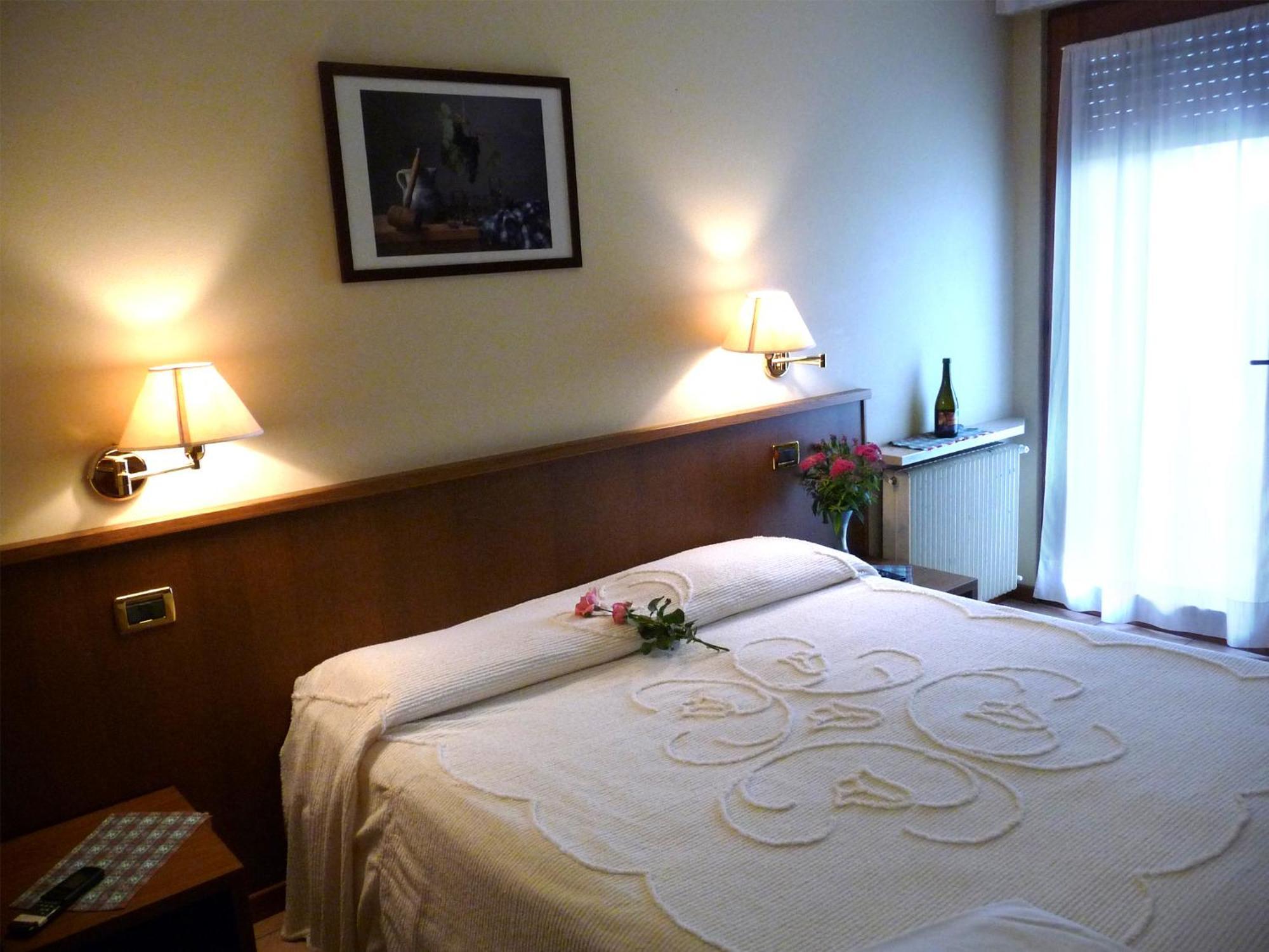Lataria Dei Magredi Villa Vivaro Ruang foto